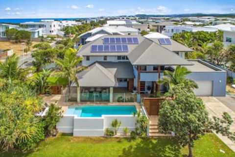 On Northpoint At Salt - Whitsundays Tourism 0