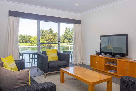 Villa On The Green - Accommodation Yamba 2