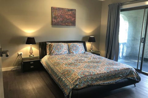 Warrawong Holiday Big Home - Victoria Tourism 2