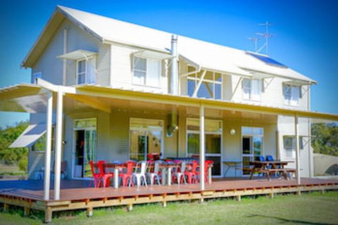 Hunter Olive House - Northern Rivers Accommodation 0