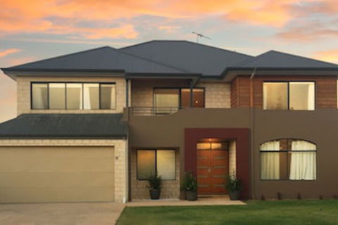 The Lakes House - Whitsundays Tourism 0