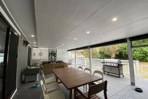 Pet Friendly 5 Victor Parade - New South Wales Tourism  7
