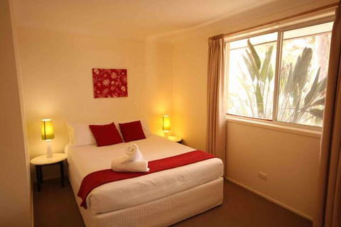 Verona Vineyard Cottage - Broome Tourism 2