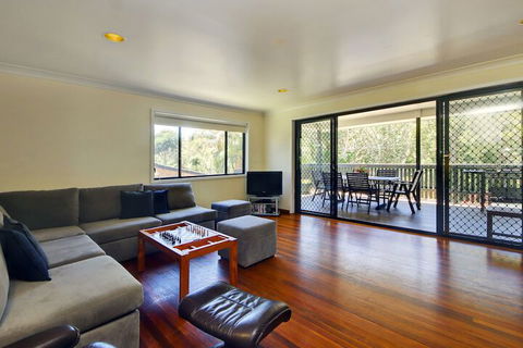 Ammaboolah At Hat Head - Accommodation QLD 5