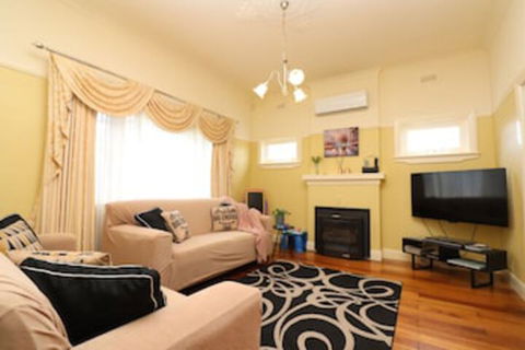 Brunswick Renaissance - Rejuvenate Stays - Accommodation Fremantle 0