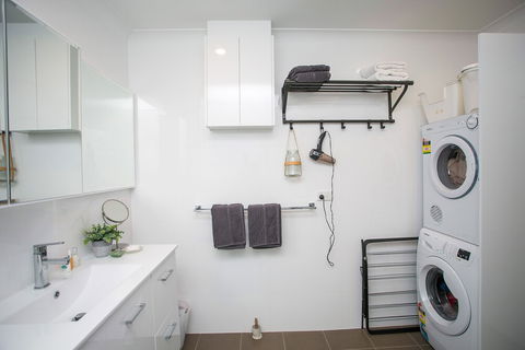 Scarborough Seaside Apartment 217 - Holiday Melbourne 0