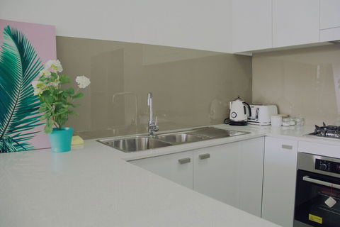 New Oriental Service Apartment - Accommodation VIC 3