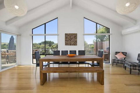 Smith Beach Getaways Beachwood House - Yamba Accommodation 0