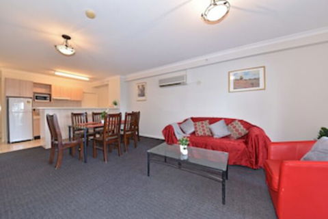 East Perth 2 X 1 Trendy Apartment - Holiday Melbourne 2