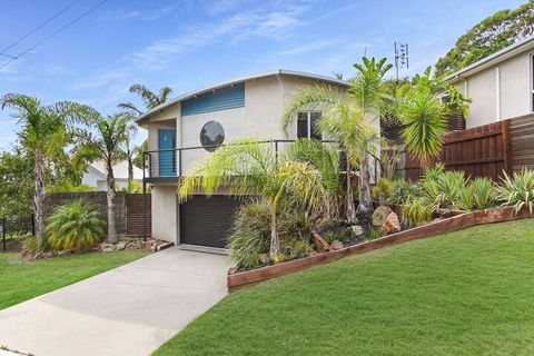 Lake House - Tweed Heads Accommodation 2