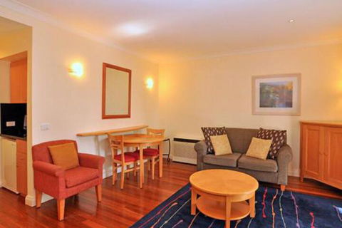 Villa Pinot Located Within Cypress Lakes - Broome Tourism 7