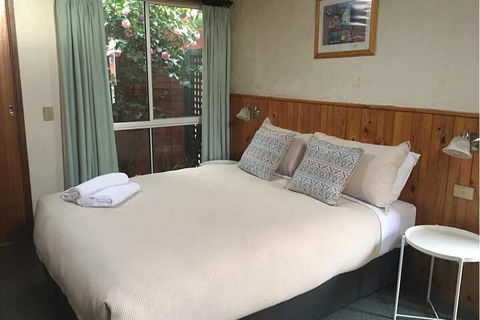 Railway Motel Myrtleford - Bundaberg Accommodation 2