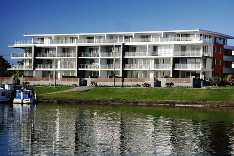 Waterline 202 - Tweed Heads Accommodation 1