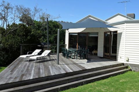 Between The Seas Pet Friendly! - Holiday Sydney 0