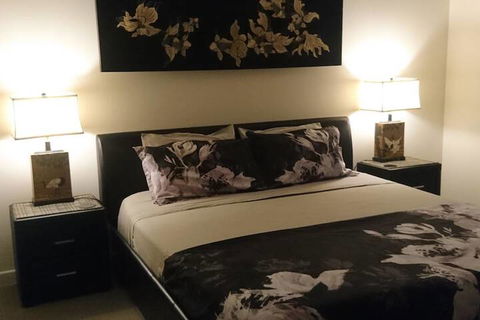 Palm Lakeside - Bowen, Whitsundays Wifi Netflix Private Cool Luxury - Hobart Tourism 2