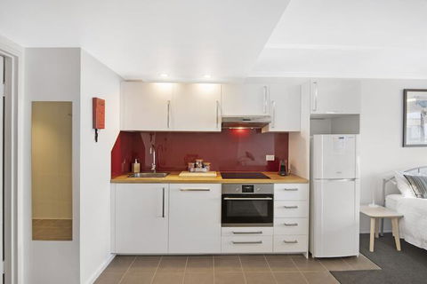 Snowy Studio - Accommodation Ballina 2