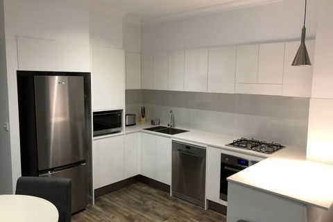 Nouveau On Young - Accommodation Hamilton Island 2