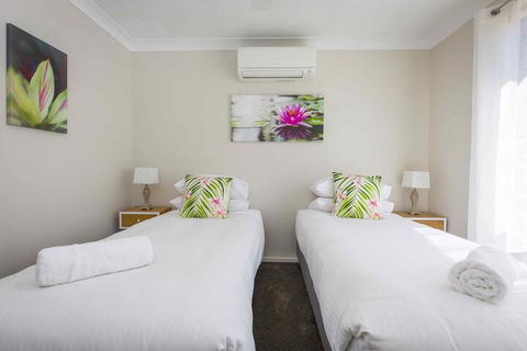 Amani - Accommodation Newcastle 2