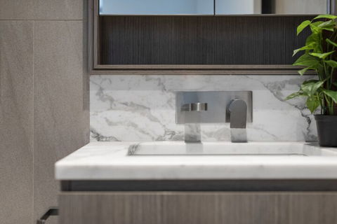 Brand New Ultra Modern CBD View - Accommodation Yamba 4