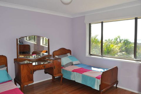 Lake & Ocean View - Accommodation VIC 4