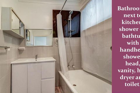Wollongong Train Station Holiday House - Sunshine Coast Guide 7