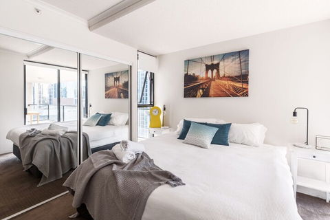 Rivercity CBD Apartment - Whitsundays Tourism 4