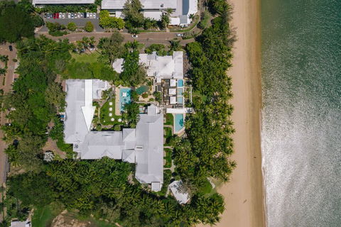 Poolside Apt. In Alamanda Beachfront Resort (62) - Hobart Tourism 1
