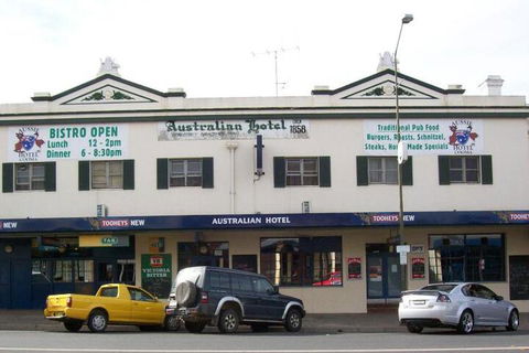 Australian Hotel Cooma - Whitsundays Tourism 3