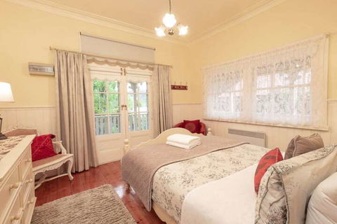 Brentwood Cottage - Kawana Tourism 6
