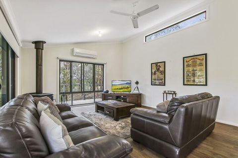 Seafarers Rest - Accommodation QLD 4