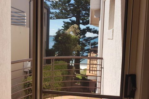VUES At Salamander Bay - Cruises Travel 4