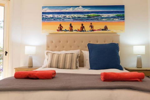 VUES At Salamander Bay - Cruises Travel 2