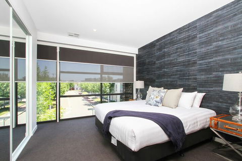 Accommodate Canberra - Parbery - Cruises Travel 1