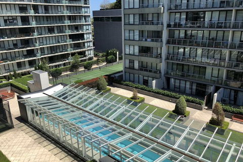 Metro Apartments South Melbourne CBD Edge - Brisbane Tourism 3