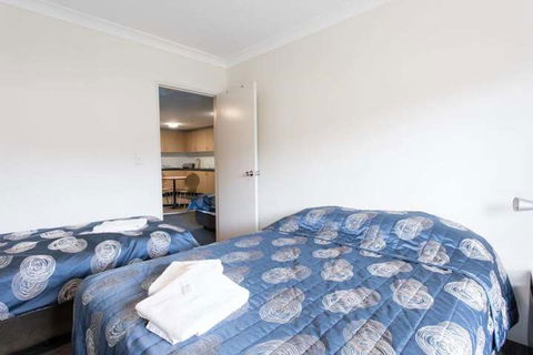 Arena Hotel - Hobart Tourism 6