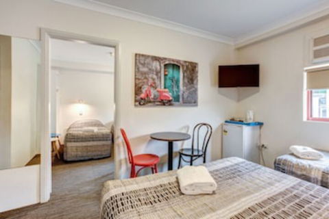 Arena Hotel - Hobart Tourism 0