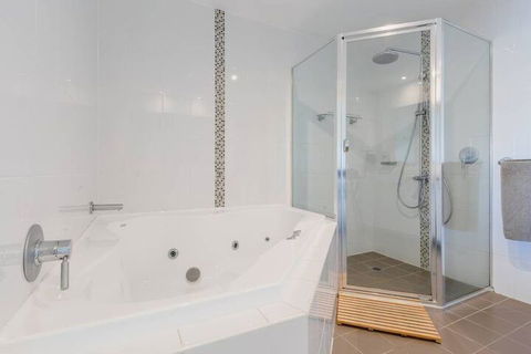 SOLARIS At Fingal Bay - Stayed 5