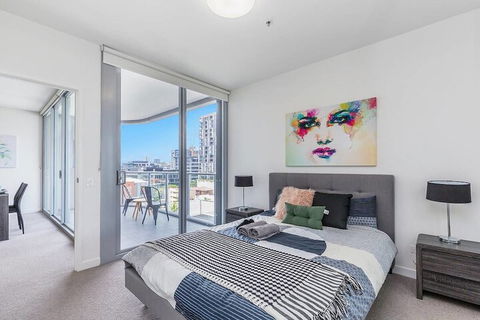 Luxury 2 Bed APT In South Brisbane + Free Parking Qsb058 - Accommodation Newcastle 7