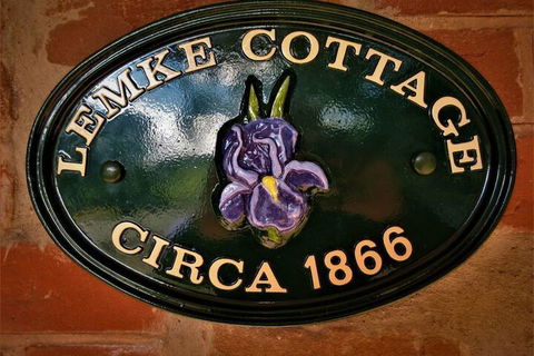 Lemke Cottage Moculta - Victoria Tourism 1
