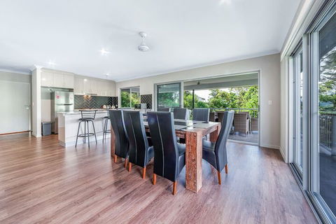 Great Escape - Cannonvale - Accommodation Brisbane 5
