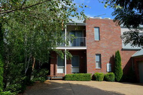 The Track Beautiful Townhouse In Bright - Accommodation Perth 0