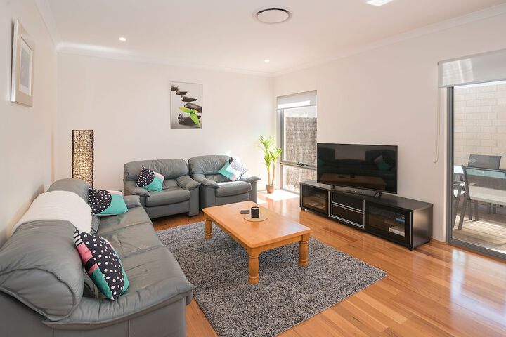 Gale House - thumb 6