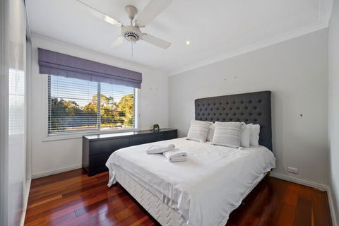 HomeHotel 4 Bedroom & Homeoffice With Nice Pool - Victoria Tourism 4