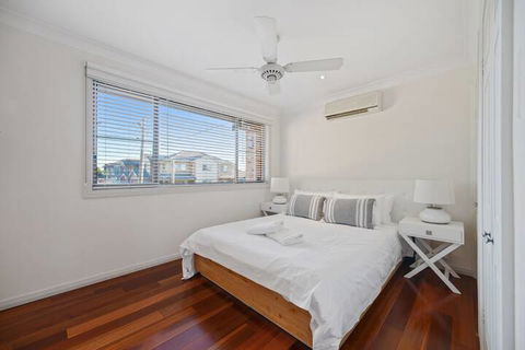 HomeHotel 4 Bedroom & Homeoffice With Nice Pool - Victoria Tourism 1