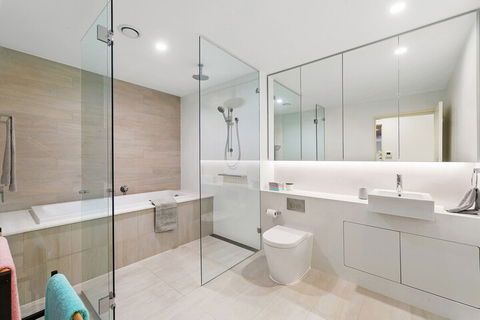 Stylish Lux Home With Hotel Grade Cleanliness - Wagga Wagga Accommodation 2