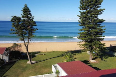 Coachhouse On The Beach - Accommodation Newcastle 0