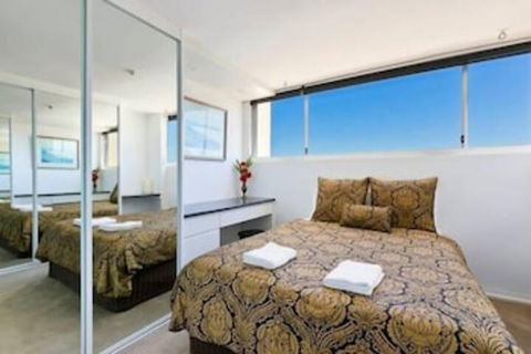 807 At The Beach - Accommodation Newcastle 4