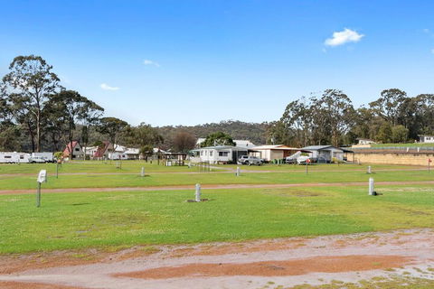 Rest Point Holiday Village - Victoria Tourism 2