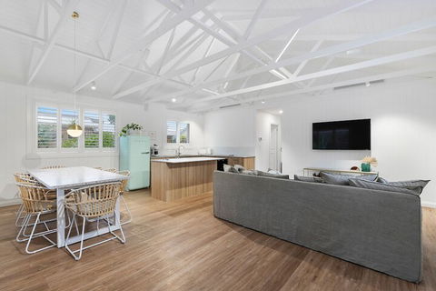 Sunset Beach - Northern Rivers Accommodation 5