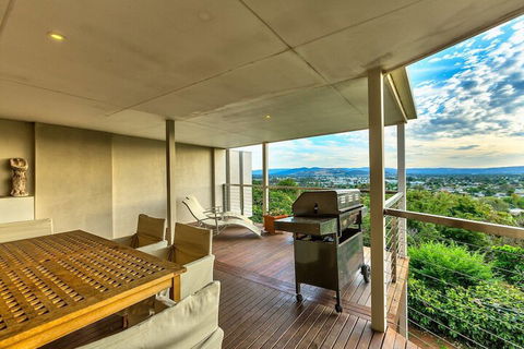 Highview - Accommodation Yamba 1